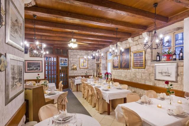 Bed&Breakfast Sorgo Palace ストン エクステリア 写真